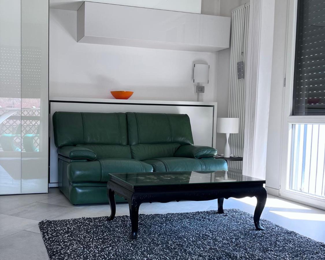 Villa Fenix Milano Exterior foto