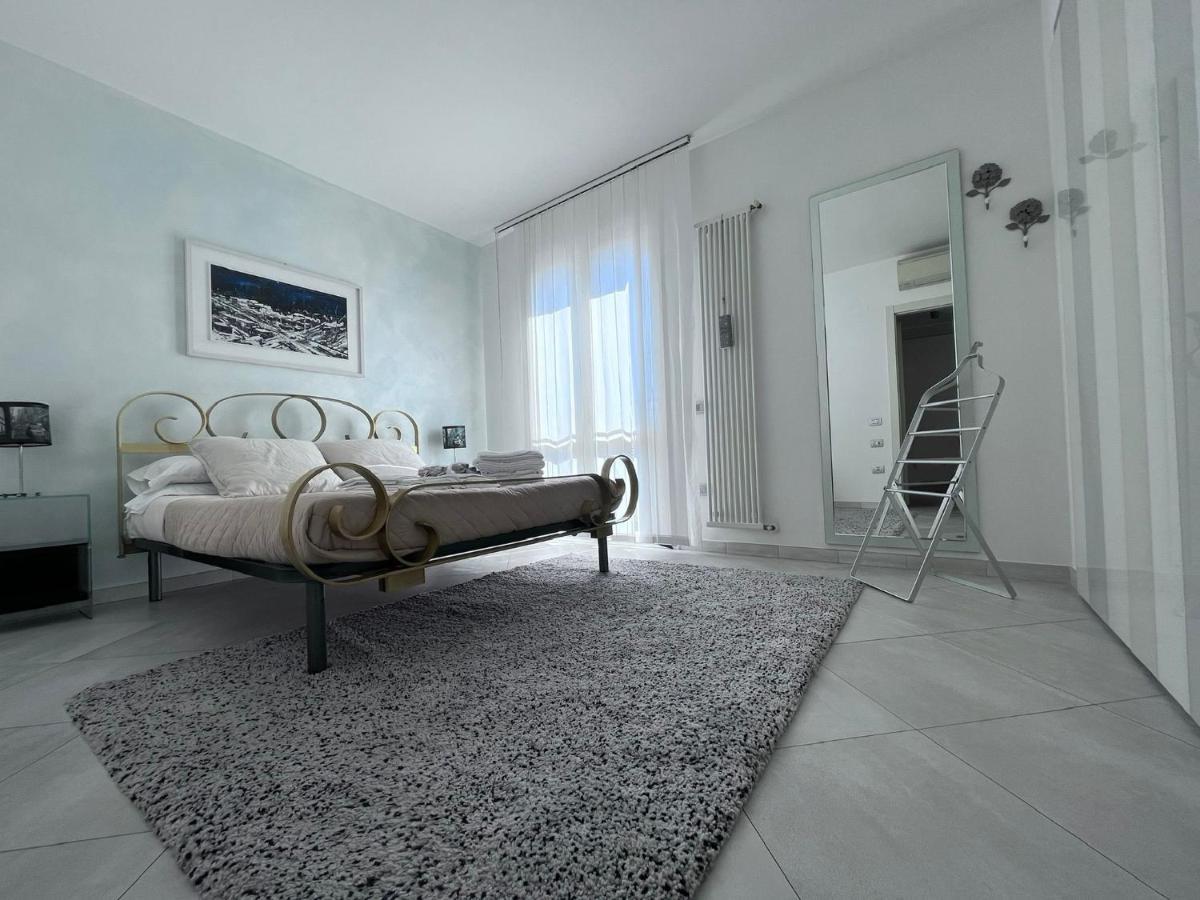 Villa Fenix Milano Exterior foto